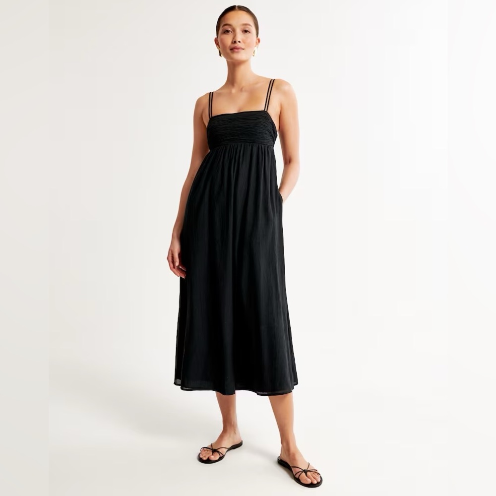 Abercrombie & Fitch Crinkle Textured Maxi Dress in Black